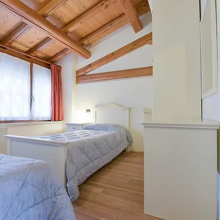 Avesani Apartman Pastrengo